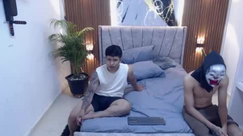 thomson_hot01 online show from 05/02/26, 05:34