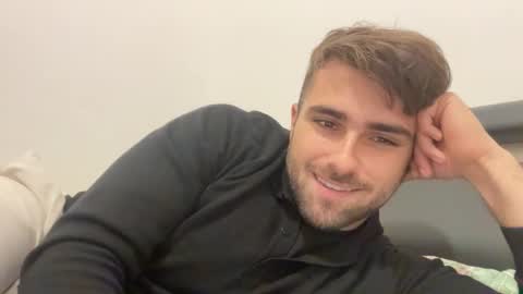 Snapshot of thony_grey chatting on 10/02/25, 08:05 Thony Grey online show from 10/02/25, 08:05