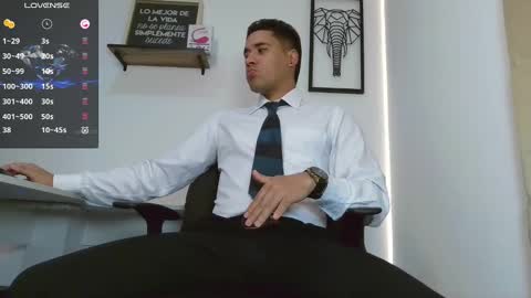 Snapshot of thonydupont chatting on 01/30/25, 10:19 thonydupont online show from 01/30/25, 10:19