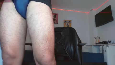 Snapshot of thonydupont chatting on 11/23/25, 01:05 thonydupont online show from 11/23/25, 01:05