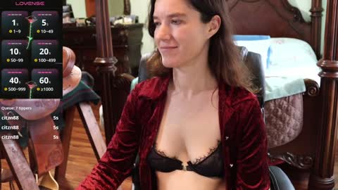 ThornburyRose online show from 02/07/25, 09:58