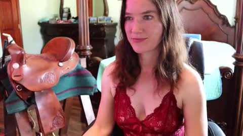 ThornburyRose online show from 02/14/26, 06:59