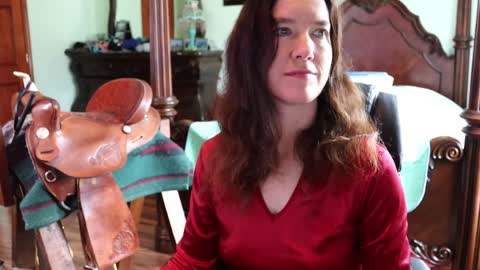 ThornburyRose online show from 04/01/26, 07:11