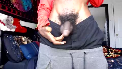 Snapshot of throatchakra chatting on 11/03/25, 04:30 Opulent Kingdom online show from 11/03/25, 04:30