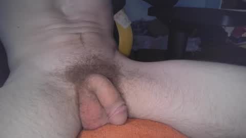 Snapshot of throatmybigcock95 chatting on 12/18/25, 05:13 throatmybigcock95 online show from 12/18/25, 05:13