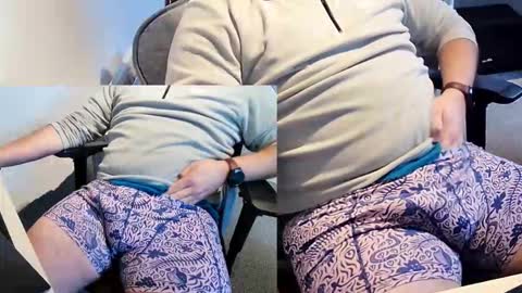 Snapshot of throbbingbrain chatting on 01/08/26, 10:06 Rob online show from 01/08/26, 10:06