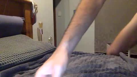 Snapshot of throbmasterr chatting on 02/10/25, 09:47 throbmasterr online show from 02/10/25, 09:47