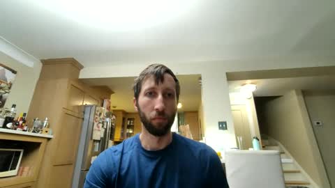 throwawayafteruse20202 online show from 09/09/25, 11:48