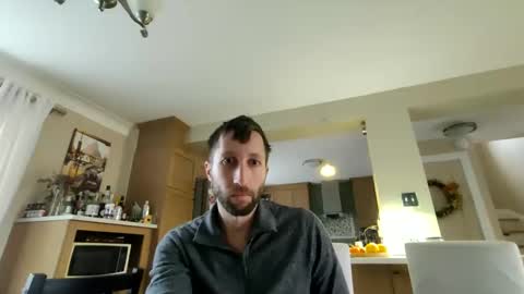 throwawayafteruse20202 online show from 09/25/25, 04:11