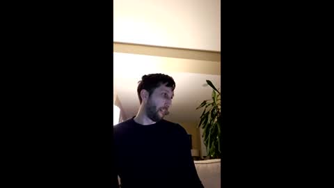 throwawayafteruse20202 online show from 03/10/26, 11:10