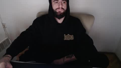 HugeJuicy online show from 12/25/24, 12:37