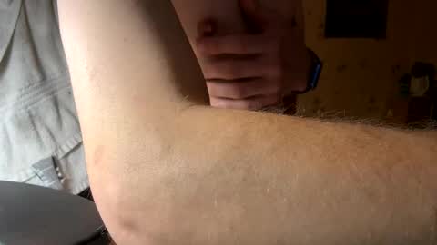 Snapshot of thundersword chatting on 01/27/25, 05:37 thundersword online show from 01/27/25, 05:37