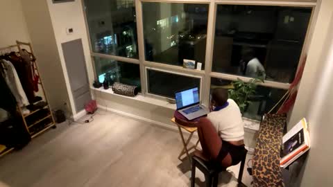 tia_fox online show from 10/23/25, 11:03