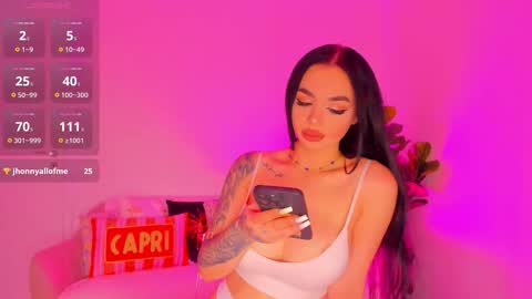 Snapshot of tiabelle chatting on 11/10/25, 06:18 tiabelle online show from 11/10/25, 06:18