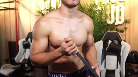 Snapshot of tian_brooks chatting on 02/14/26, 03:47 Tian Brooks online show from 02/14/26, 03:47