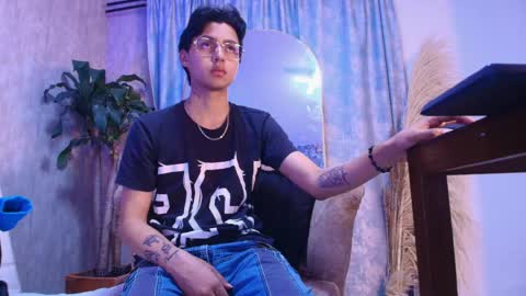   online show from 06/01/26, 04:14