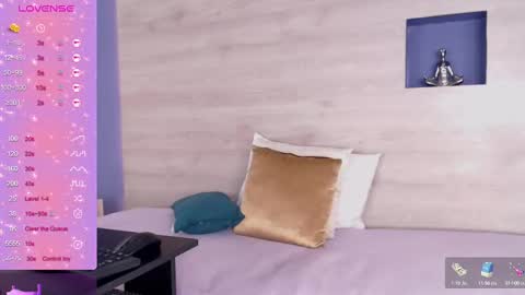 Snapshot of tiana_glow chatting on 02/09/25, 09:28 tihana online show from 02/09/25, 09:28