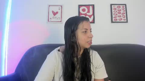 TIANA online show from 06/19/26, 07:01