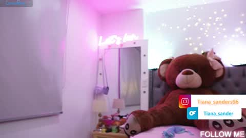 Snapshot of tiana_sanders chatting on 02/03/25, 04:35 TATIANA online show from 02/03/25, 04:35