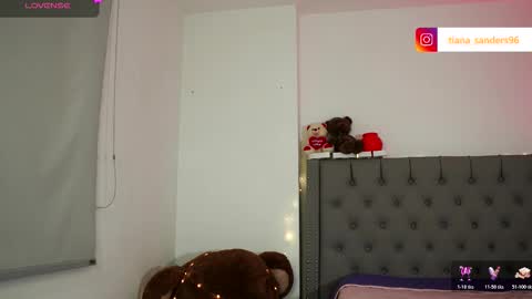 Snapshot of tiana_sanders chatting on 11/20/25, 02:23 TATIANA online show from 11/20/25, 02:23