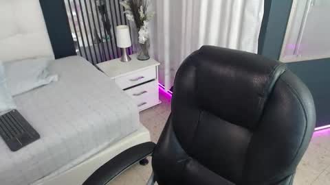 LIA online show from 02/17/26, 12:12