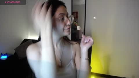 tiana online show from 06/19/26, 02:27