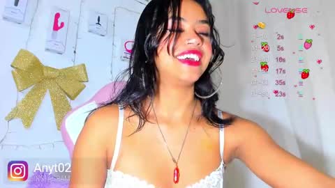 Snapshot of tianaa_a chatting on 02/21/25, 03:56 Anny 3 online show from 02/21/25, 03:56