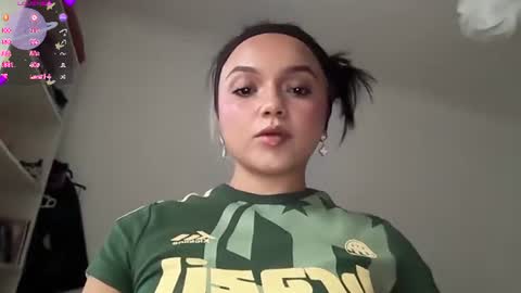 Tiana Le online show from 07/18/26, 06:34