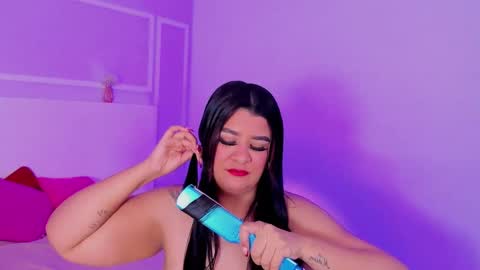 tiannagloww online show from 02/01/26, 07:01