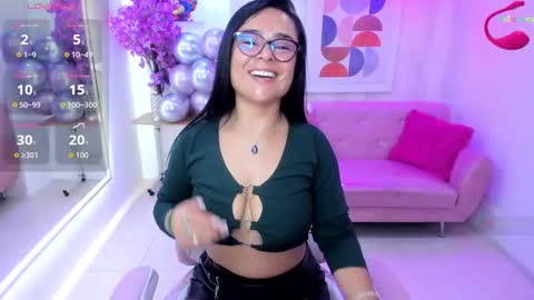 Tiara  online show from 09/08/25, 07:35