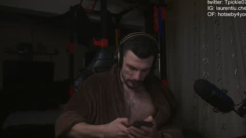 Snapshot of tickle_my_pickle07 chatting on 01/03/25, 03:01 tickle_my_pickle07 online show from 01/03/25, 03:01