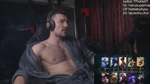 Snapshot of tickle_my_pickle07 chatting on 02/10/25, 06:31 tickle_my_pickle07 online show from 02/10/25, 06:31