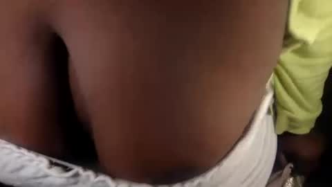 Snapshot of tierrahenri chatting on 01/24/25, 12:09 Tierra Henri online show from 01/24/25, 12:09