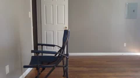 Snapshot of tierrahenri chatting on 02/24/25, 06:36 Tierra Henri online show from 02/24/25, 06:36