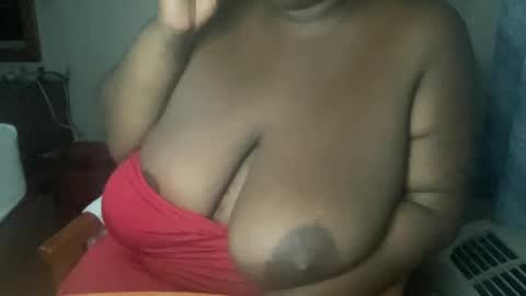 Snapshot of tierrahenri chatting on 09/13/25, 10:37 Tierra Henri online show from 09/13/25, 10:37