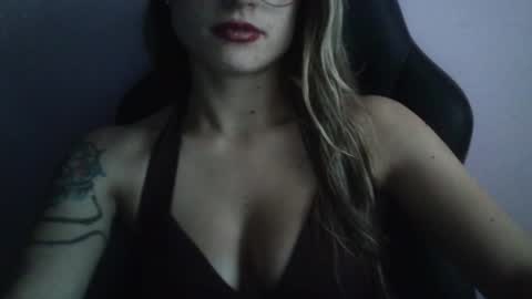 Tifanny online show from 04/21/26, 09:39