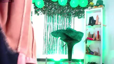 Tifanny Nails  online show from 03/18/26, 12:19