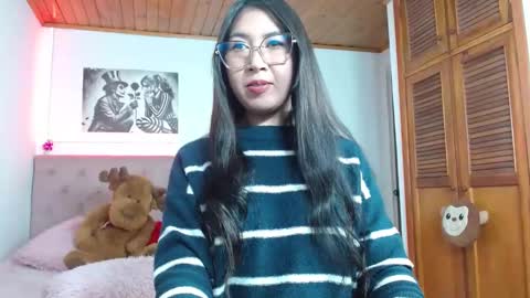 Tifanny online show from 10/15/25, 02:11