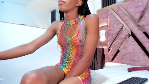 Tifanny online show from 01/17/25, 12:42