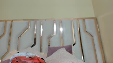 Snapshot of tifany_chill chatting on 01/18/25, 07:04 online show from 01/18/25, 07:04