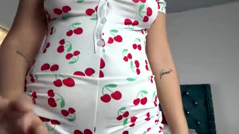 Estefana Ramrez online show from 04/01/26, 05:32