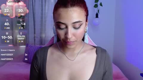 Snapshot of tifanyrose1 chatting on 12/11/24, 01:49 Tiffany online show from 12/11/24, 01:49