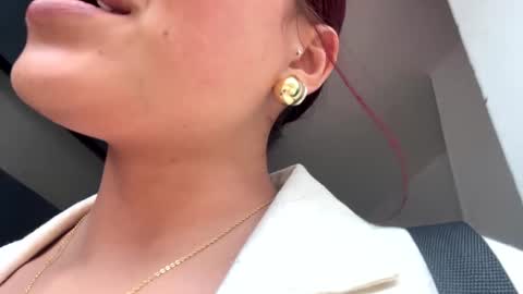 Snapshot of tifanyrose1 chatting on 12/31/24, 08:23 Tiffany online show from 12/31/24, 08:23