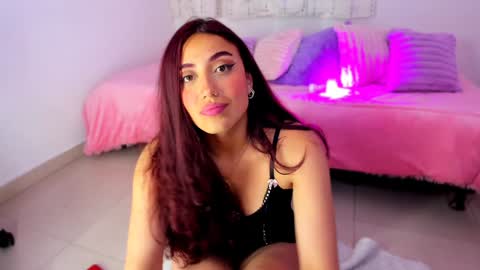 Snapshot of tifanyrose1 chatting on 01/14/25, 07:06 Tiffany online show from 01/14/25, 07:06