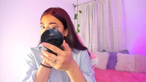 Snapshot of tifanyrose1 chatting on 02/07/25, 04:48 Tiffany online show from 02/07/25, 04:48