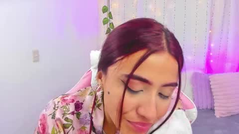 Snapshot of tifanyrose1 chatting on 02/27/25, 05:56 Tiffany online show from 02/27/25, 05:56