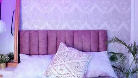 Snapshot of tiffany_beckerr chatting on 10/01/25, 12:00 Tiffany Becker online show from 10/01/25, 12:00