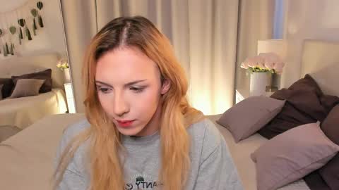 Tiffany online show from 04/14/26, 05:46