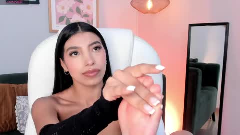 tiffany_low online show from 05/14/26, 04:36