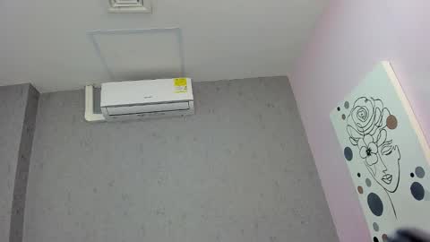 tiffany_mendez online show from 11/06/25, 12:06